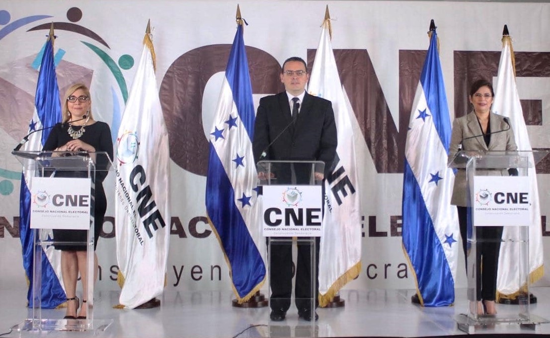 CNE da declaratoria oficial de diputados y alcaldes CNE da declaratoria oficial de diputados y alcaldes