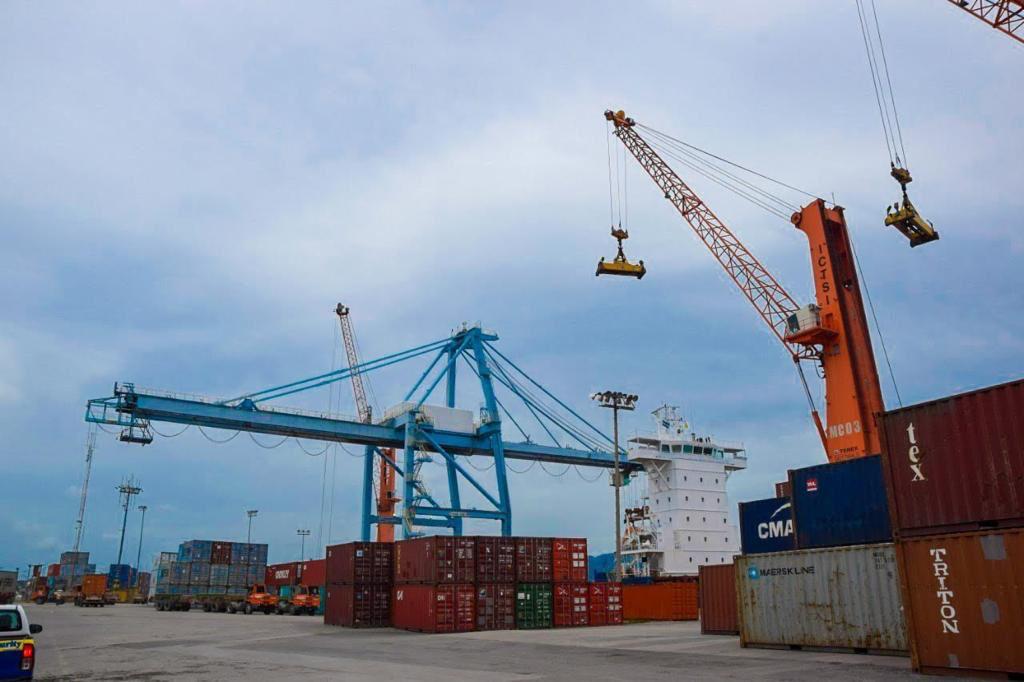 Administración Aduanera de Honduras presenta un superávit de 48,167 millones de lempiras