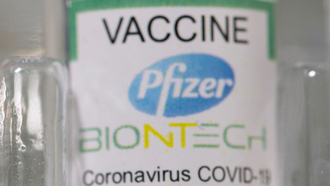 Pfizer y BioNTech esperan lanzar una vacuna contra la variante ómicron para marzo