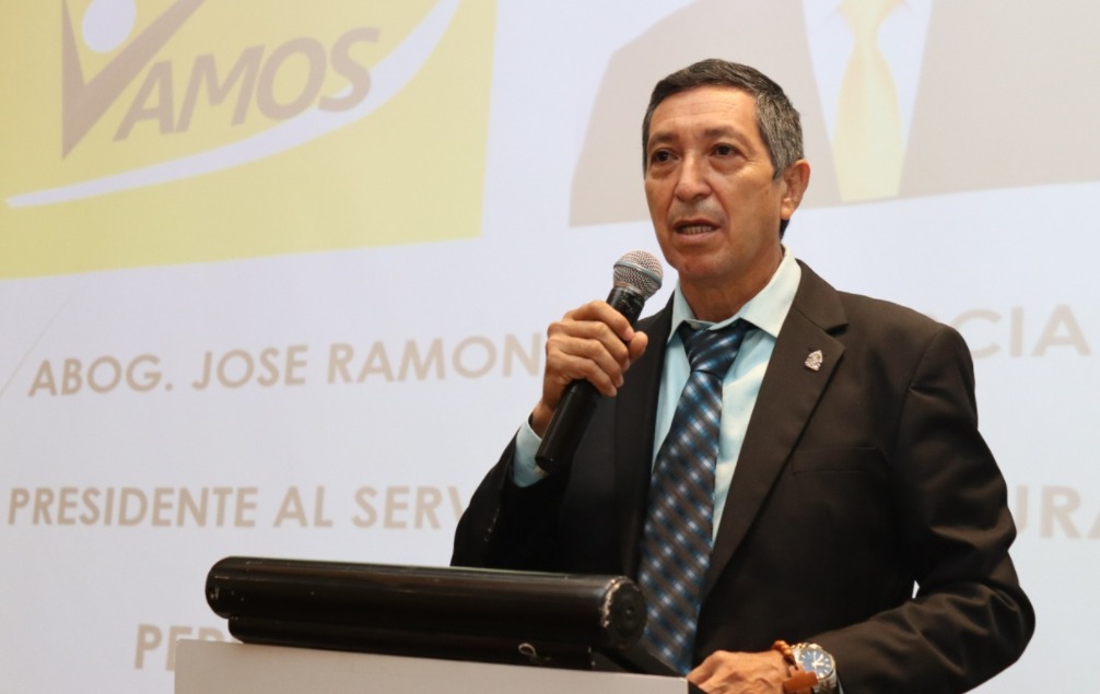 Excandidato presidencial de Vamos: Los Partidos pequeños no deben desaparecer porque la constitución debe garantizar su permanencia Excandidato presidencial de Vamos: Los Partidos pequeños no deben desaparecer porque la constitución debe garantizar su permanencia