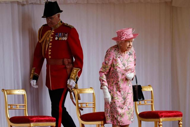 Intruso armado del castillo de Windsor quería ‘asesinar a la reina’ Intruso armado del castillo de Windsor quería ‘asesinar a la reina’