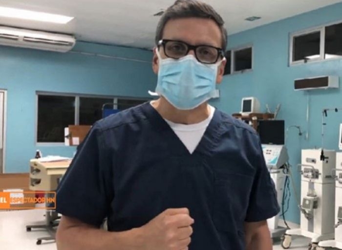 Exministro de Salud: «Variante ómicron no debe causar pánico, ni visualizarse como un escenario apocalíptico» Exministro de Salud: «Variante ómicron no debe causar pánico, ni visualizarse como un escenario apocalíptico»