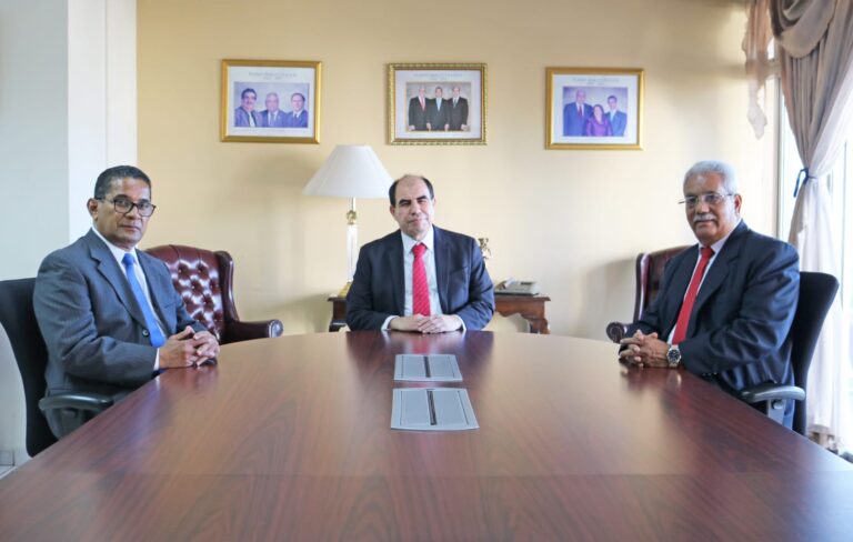 Roy Pineda Castro asume presidencia del TSC Roy Pineda Castro asume presidencia del TSC