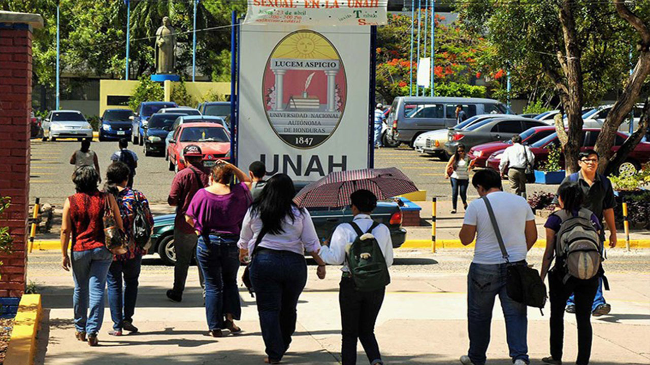 UNAH instruye para retornar de manera gradual y progresiva a la presencialidad educativa