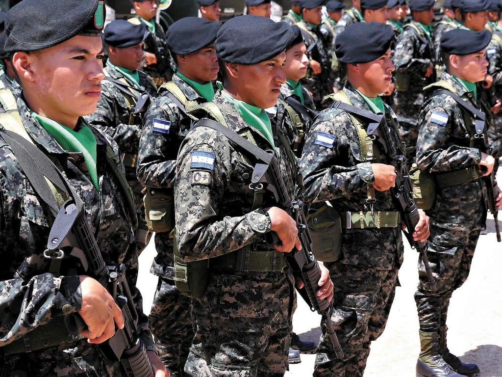 El Ejército de Honduras cumple 196 Años de servicio a la Patria El Ejército de Honduras cumple 196 Años de servicio a la Patria