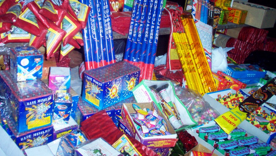 Inspector general de bomberos: Eviten darle pólvora a menores de edad Inspector general de bomberos: Eviten darle pólvora a menores de edad