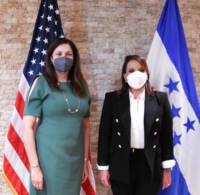 Subsecretaria de EEUU y presidenta electa de Honduras hablan sobre corrupción y migración Subsecretaria de EEUU y presidenta electa de Honduras hablan sobre corrupción y migración