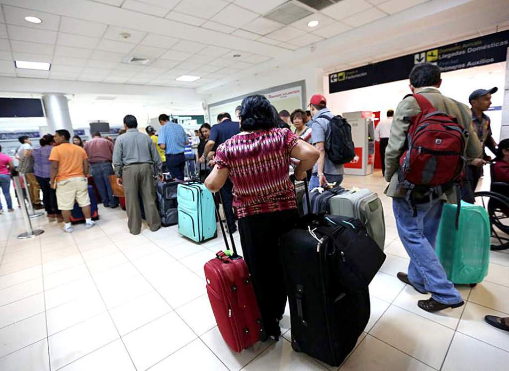 EE.UU pide a los nuevos viejeros prueba de covid-19 realizada un dia antes de viajar EE.UU pide a los nuevos viejeros prueba de covid-19 realizada un dia antes de viajar