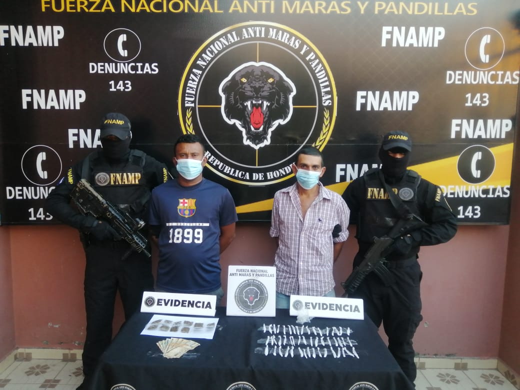 Caen dos sujetos que se hacían pasar por vendedores ambulantes para distribuir drogas en Monjaras Caen dos sujetos que se hacían pasar por vendedores ambulantes para distribuir drogas en Monjaras