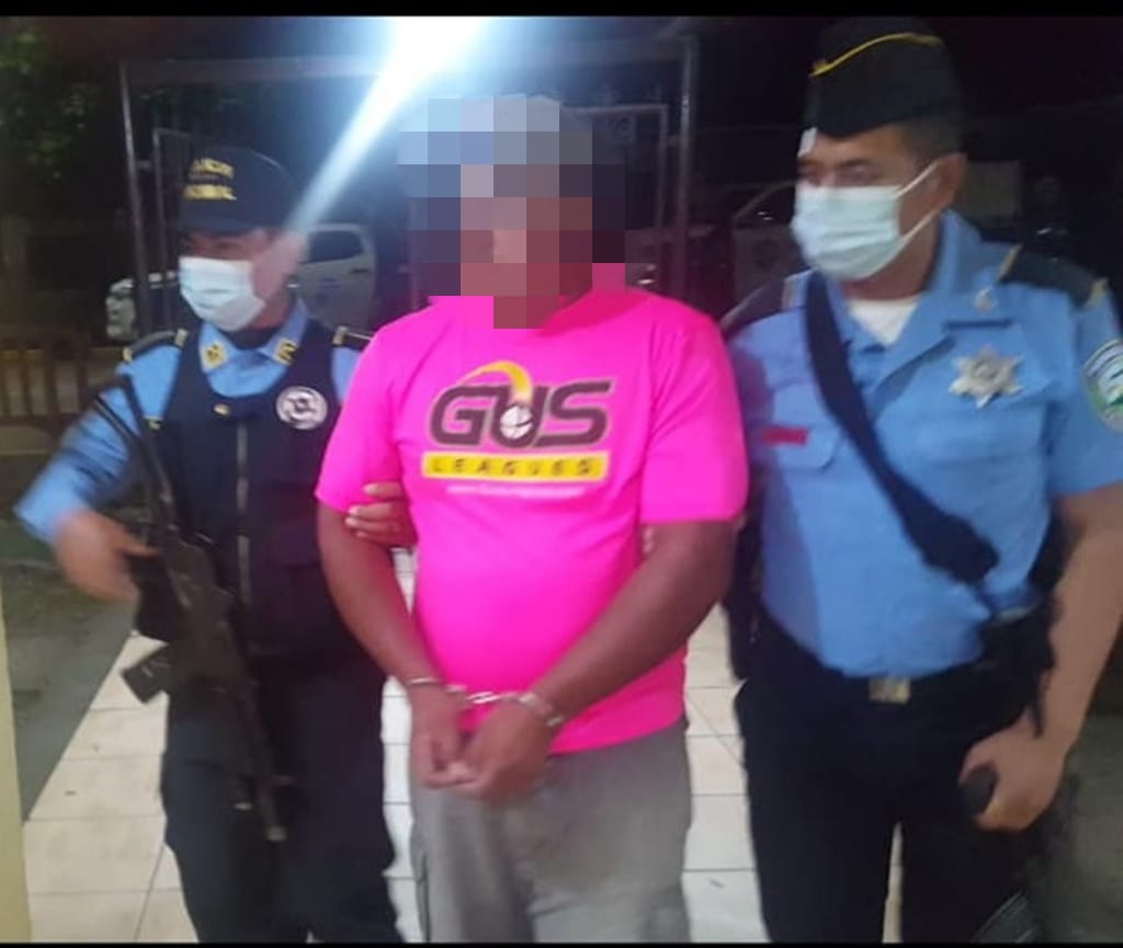 Padrastro que mediante violación embarazo a menor de 13 años es arrestado en Colón Padrastro que mediante violación embarazo a menor de 13 años es arrestado en Colón