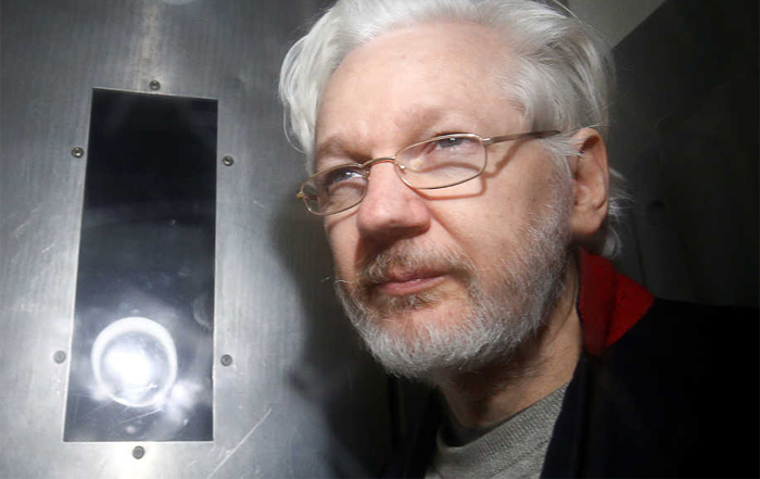 Tribunal da la razón a EEUU y dicta que Assange puede ser extraditado