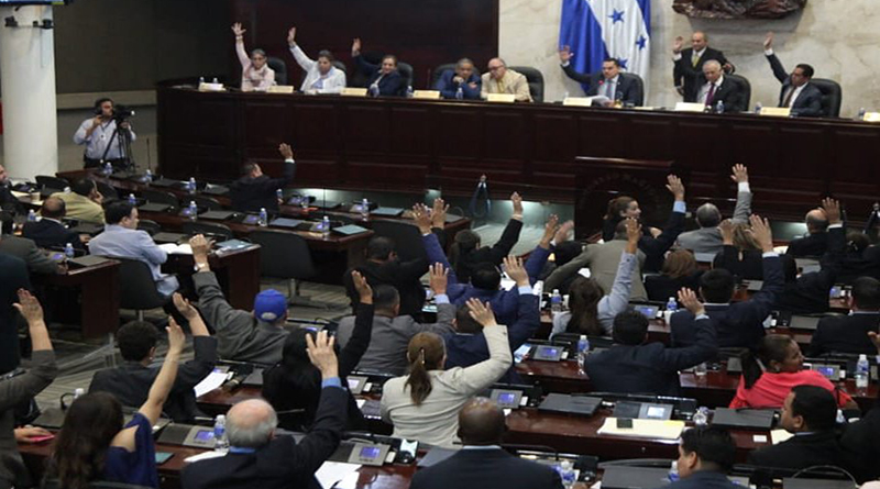 Diputada del PAC denuncia marginamiento en el Congreso Nacional