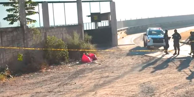 Encuentran dos cuerpos encostalados en la colonia El Carrizal