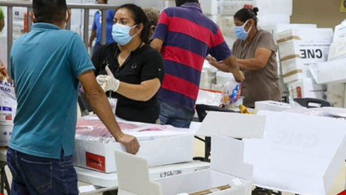 CNE concluye escrutinio especial del 4,300 actas de diputados y alcaldes