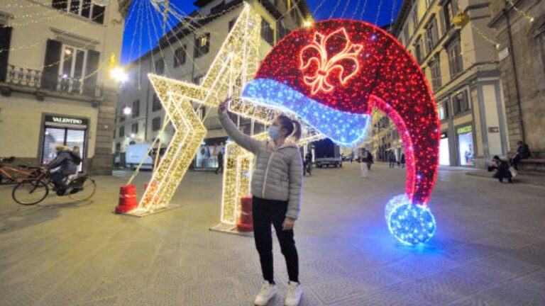 La OMS llama a la precaución en fiestas navideñas e insta a vacunarse 