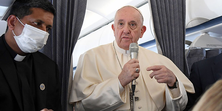 El papa rechaza eliminar la palabra navidad en un documento de la UE