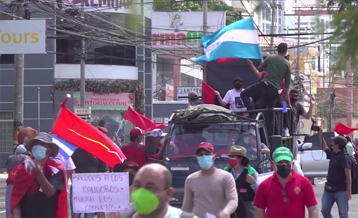 América Latina, entre la polarización, autoritarismo y protestas América Latina, entre la polarización, autoritarismo y protestas