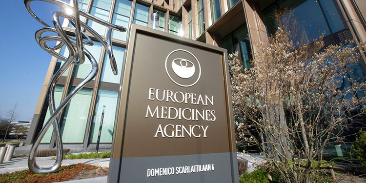 Regulador UE empieza a revisar nueva vacuna contra Covid-19 Regulador UE empieza a revisar nueva vacuna contra Covid-19