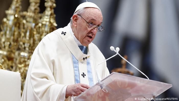 El papa Francisco condenó la violencia machista: “Basta, herir a una mujer es ultrajar a Dios”