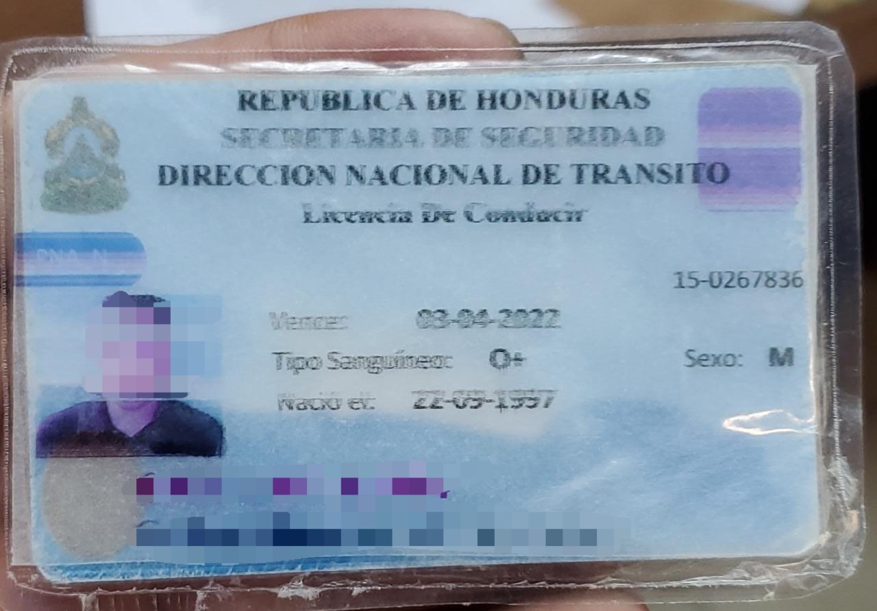 Detiene en SPS a una persona en posesión de licencia de conducir falsa Detiene en SPS a una persona en posesión de licencia de conducir falsa
