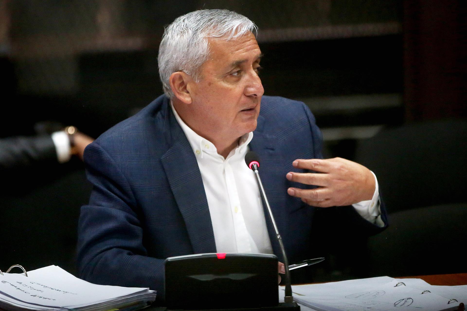 Guatemala sienta en el banquillo al expresidente Pérez Molina por corrupción