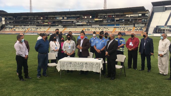 Comisión de Traspaso aclara que aún no han tomado decisiones sobre restricciones para asistir a toma de posesión Comisión de Traspaso aclara que aún no han tomado decisiones sobre restricciones para asistir a toma de posesión
