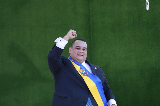 Jorge Aldana es juramentado como alcalde de la capital Jorge Aldana es juramentado como alcalde de la capital