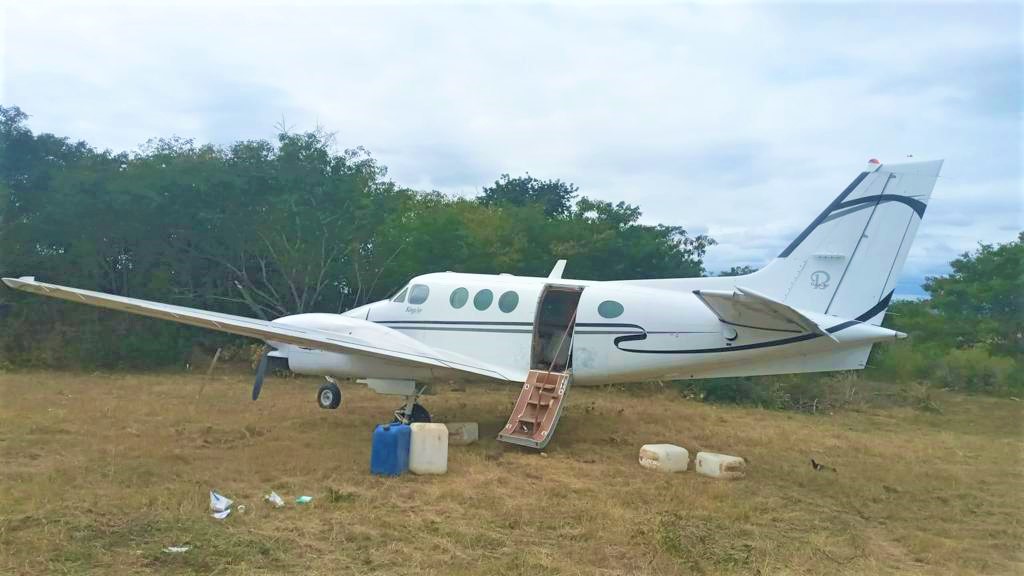 Encuentran narcoavioneta en San Esteban, Olancho Encuentran narcoavioneta en San Esteban, Olancho
