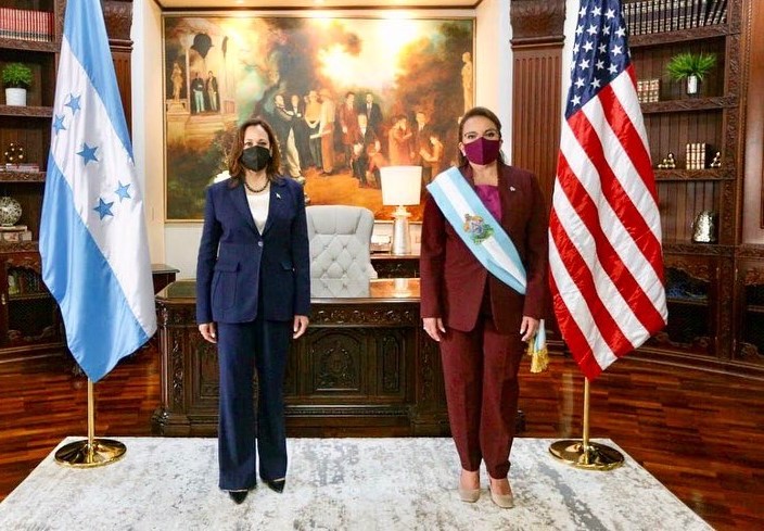 Presidenta de Honduras se reúne con Kamala Harris para tratar temas de migración, corrupción y narcotráfico Presidenta de Honduras se reúne con Kamala Harris para tratar temas de migración, corrupción y narcotráfico