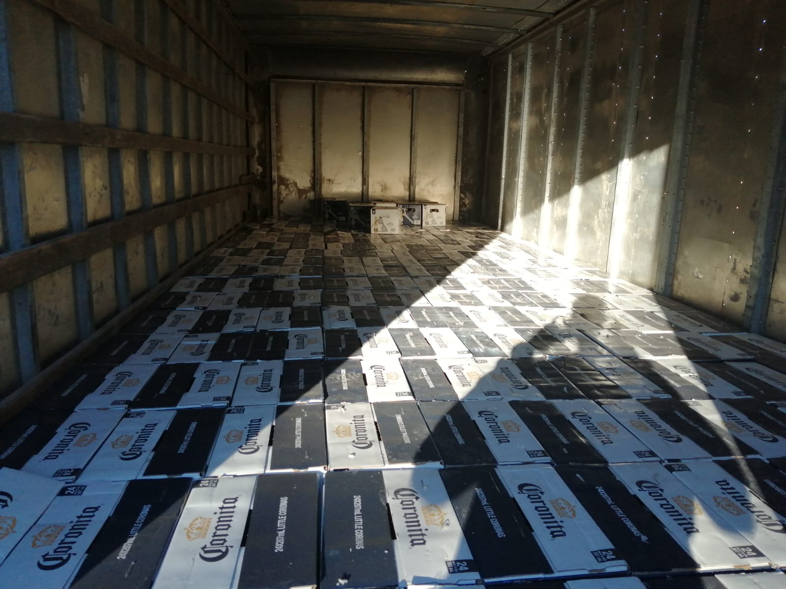 En Ocotepeque: Detienen a individuo que transportaba de contrabando 500 cajas de cerveza En Ocotepeque: Detienen a individuo que transportaba de contrabando 500 cajas de cerveza