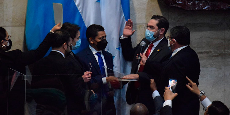 Jorge Calix es ratificado como presidente del Congreso Nacional