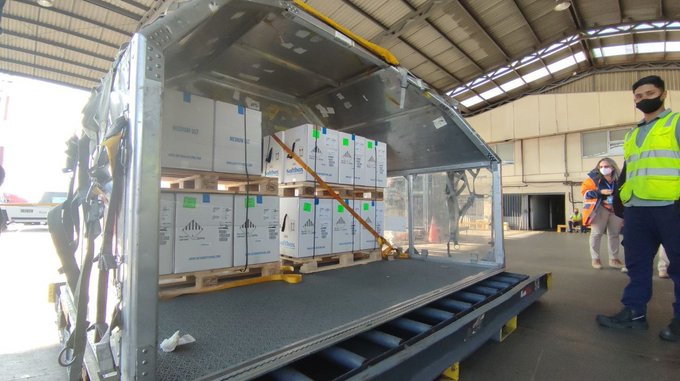 Costa Rica recibe primeras 48,000 vacunas anticovid para niños Costa Rica recibe primeras 48,000 vacunas anticovid para niños