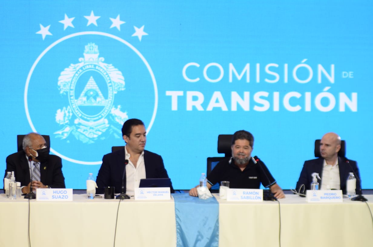 Excomisionado, Ramón Sabillón comparece junto a la Comisión de Transición