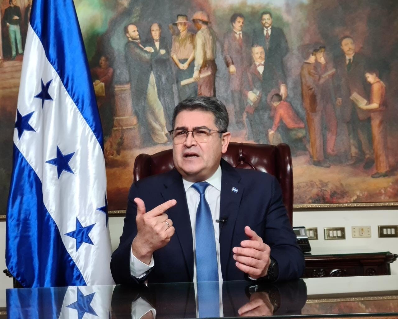 Presidente Hernández se despide y resalta sus logros en ocho años de gobierno