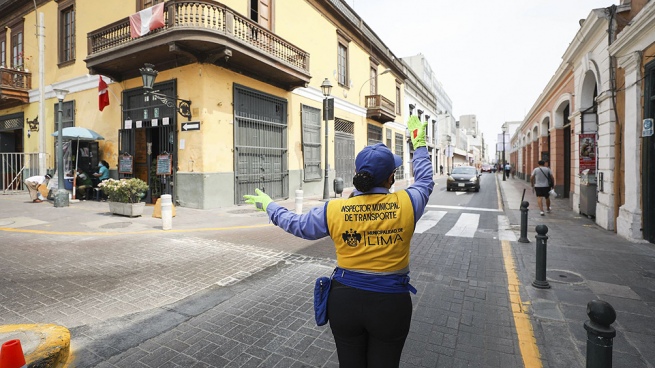 Perú ingresa en una tercera ola de coronavirus motorizada por Ómicron