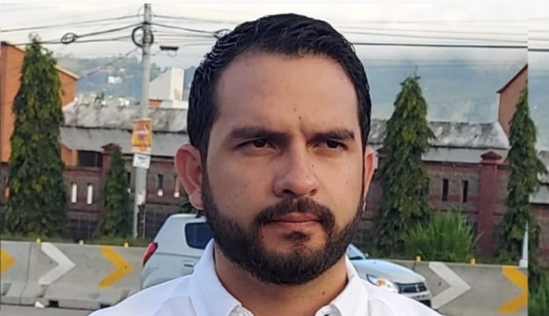 «Se debe respetar pacto entre Xiomara que es una dama y Nasralla un caballero»: Allan Macoto «Se debe respetar pacto entre Xiomara que es una dama y Nasralla un caballero»: Allan Macoto