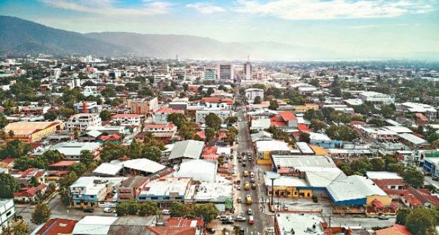 El Banco Mundial prevé un «sólido crecimiento» de 4.7 % en Centroamérica en el 2022 El Banco Mundial prevé un «sólido crecimiento» de 4.7 % en Centroamérica en el 2022