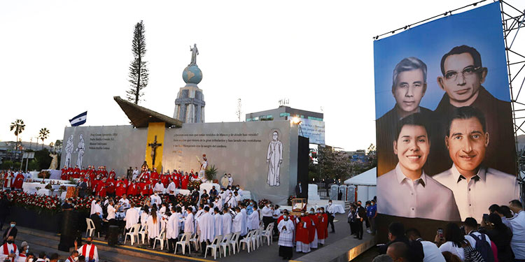 Beatifican a cuatro mártires de la fe y justicia en El Salvador