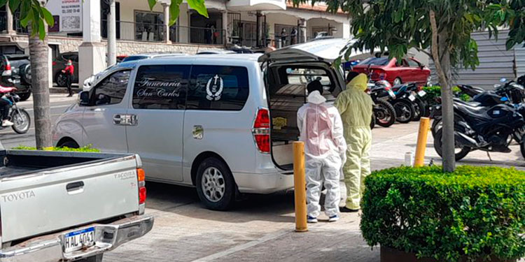 Sexagenario fallece por COVID-19 en triaje del Centro Cívico Gubernamental