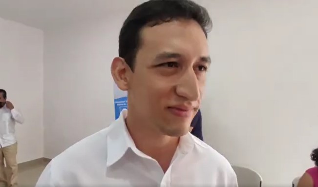 Rolando Barahona es el primer diputado nacionalista que se une a Luis Redondo