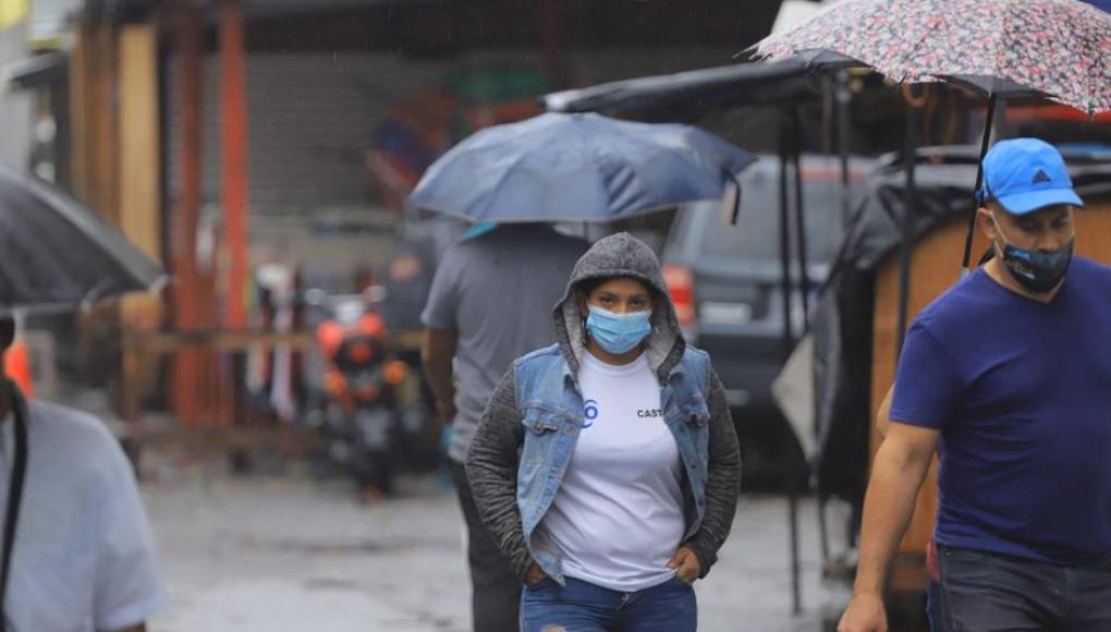 Masa de aire frío continuará afectando al país en las próximas horas