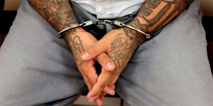 Corte salvadoreña tiene hasta septiembre para extraditar a EEUU a líder de la MS13