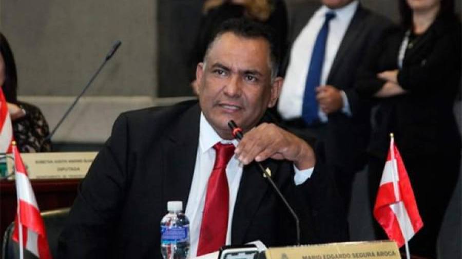 Diputados liberales devolverán subsidio de 100 mil lempiras