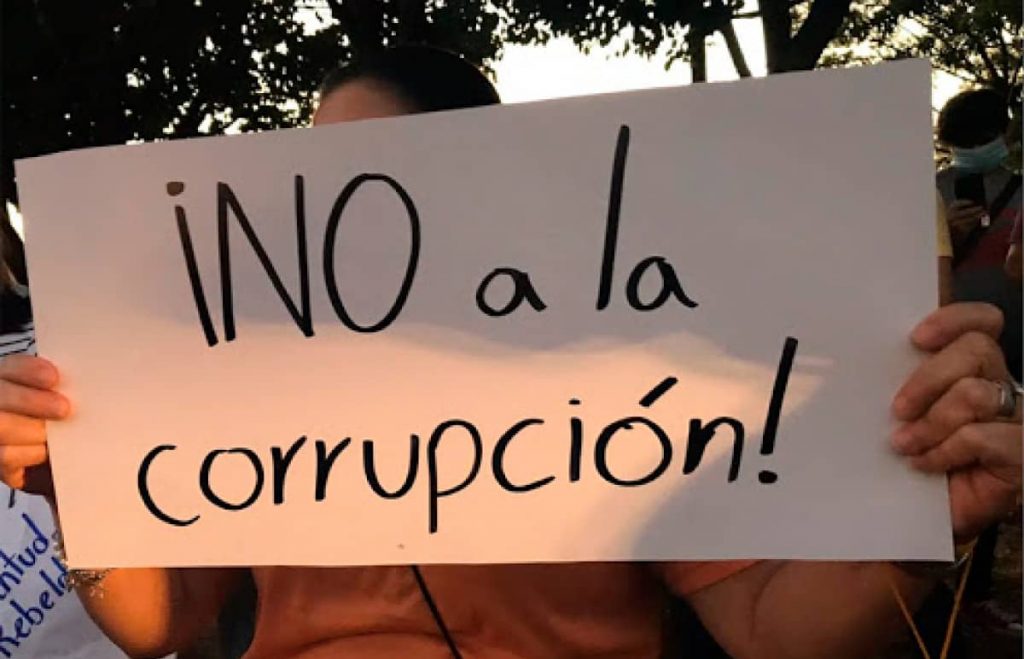 La corrupción, enquistada en América Latina, avanza en Centroamérica, según TI La corrupción, enquistada en América Latina, avanza en Centroamérica, según TI