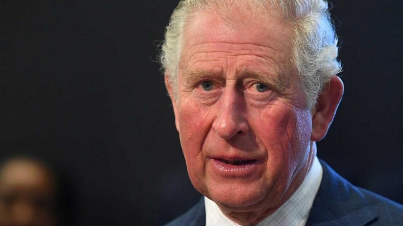El príncipe Carlos de Inglaterra da positivo por covid-19 por segunda vez El príncipe Carlos de Inglaterra da positivo por covid-19 por segunda vez