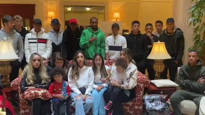 Futbolistas atrapados en Ucrania piden ayuda tras el ataque Futbolistas atrapados en Ucrania piden ayuda tras el ataque