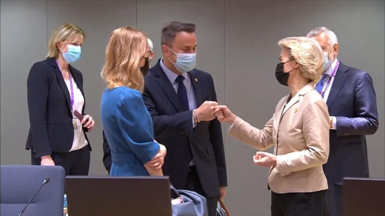 Líderes de la UE se reunirán mañana para abordar la crisis ucraniana