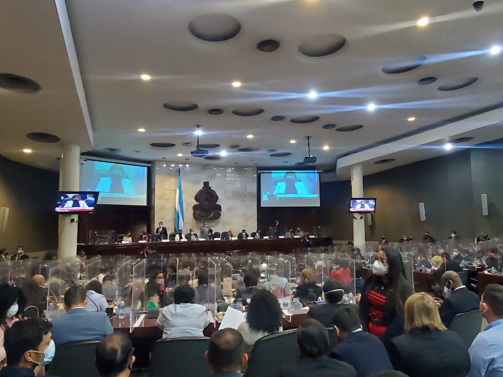 Congreso Nacional aprueba a Finanzas la contratación directa de hasta 2 mil millones de dólares