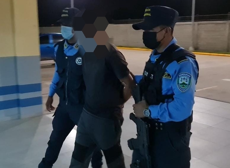 Detienen a sospechoso de quitarle la vida a machetazos a una persona en Comayagua Detienen a sospechoso de quitarle la vida a machetazos a una persona en Comayagua