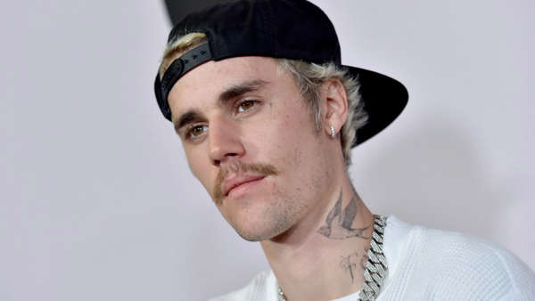 Justin Bieber da ´positivo por covid-19 y cancela concierto
